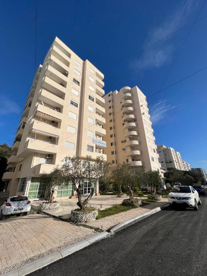 Mire Apartment Durrës Exteriör bild