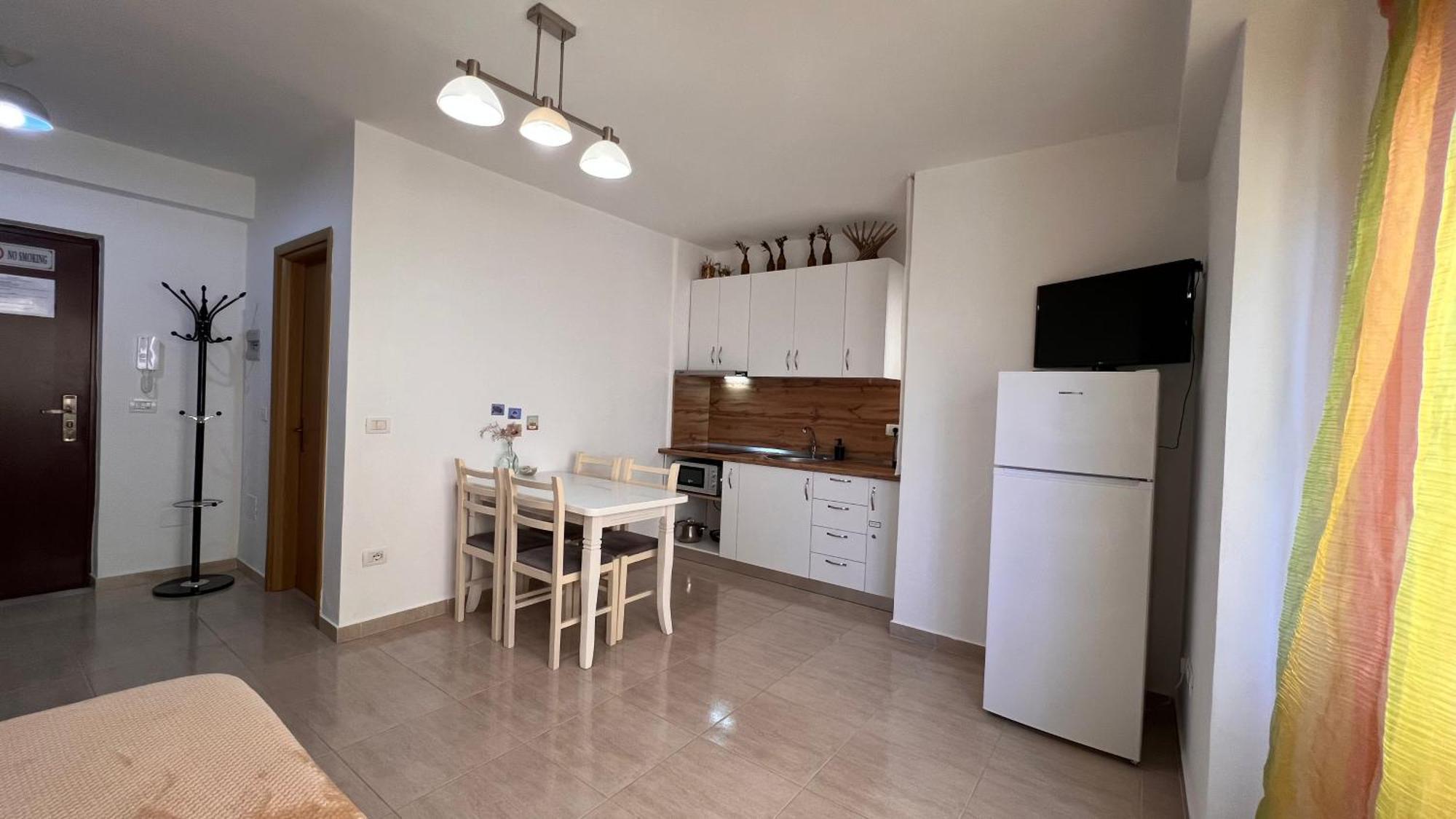 Mire Apartment Durrës Exteriör bild